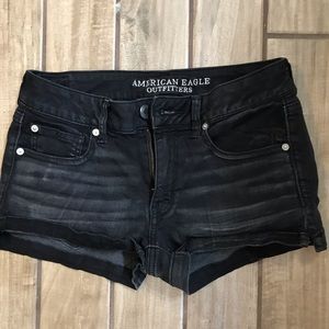 Ae shortie stretch shorts distressed black